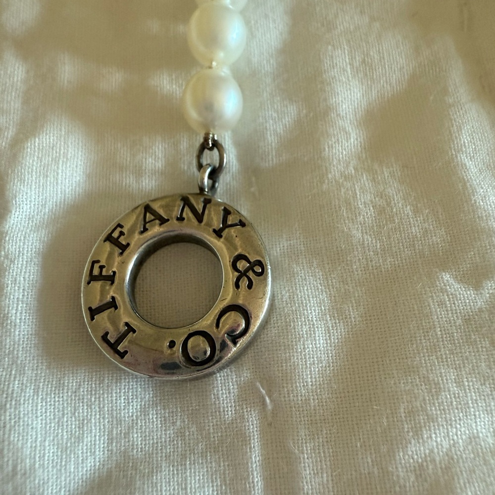 Tiffany & Co. Freshwater pearl and silver toggle bracelet